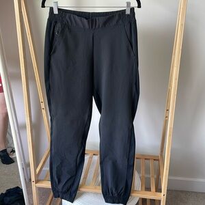 Athleta textured Brooklyn jogger, black, size 4